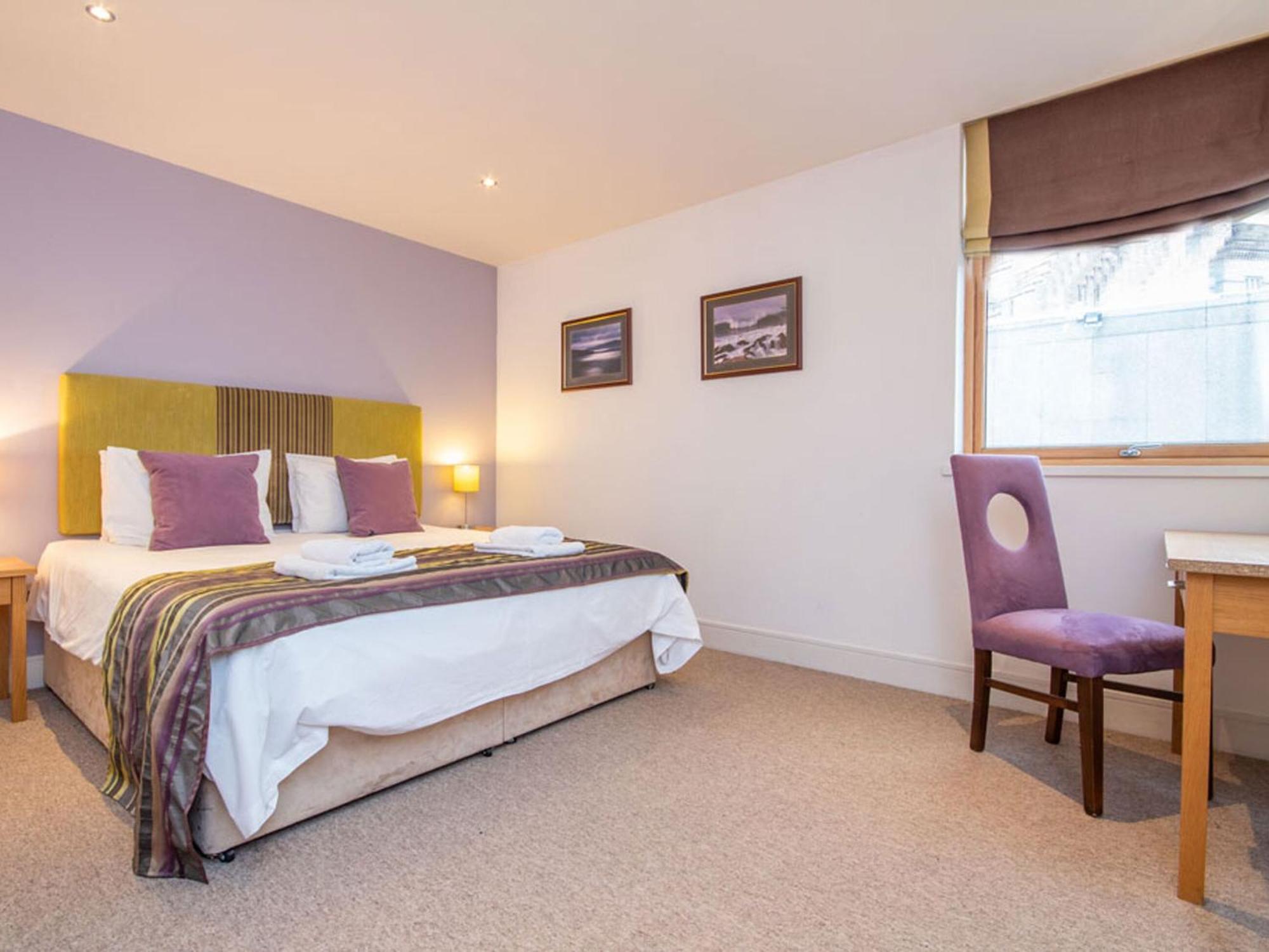 206 By The Bridge Apartment Inverness Bagian luar foto