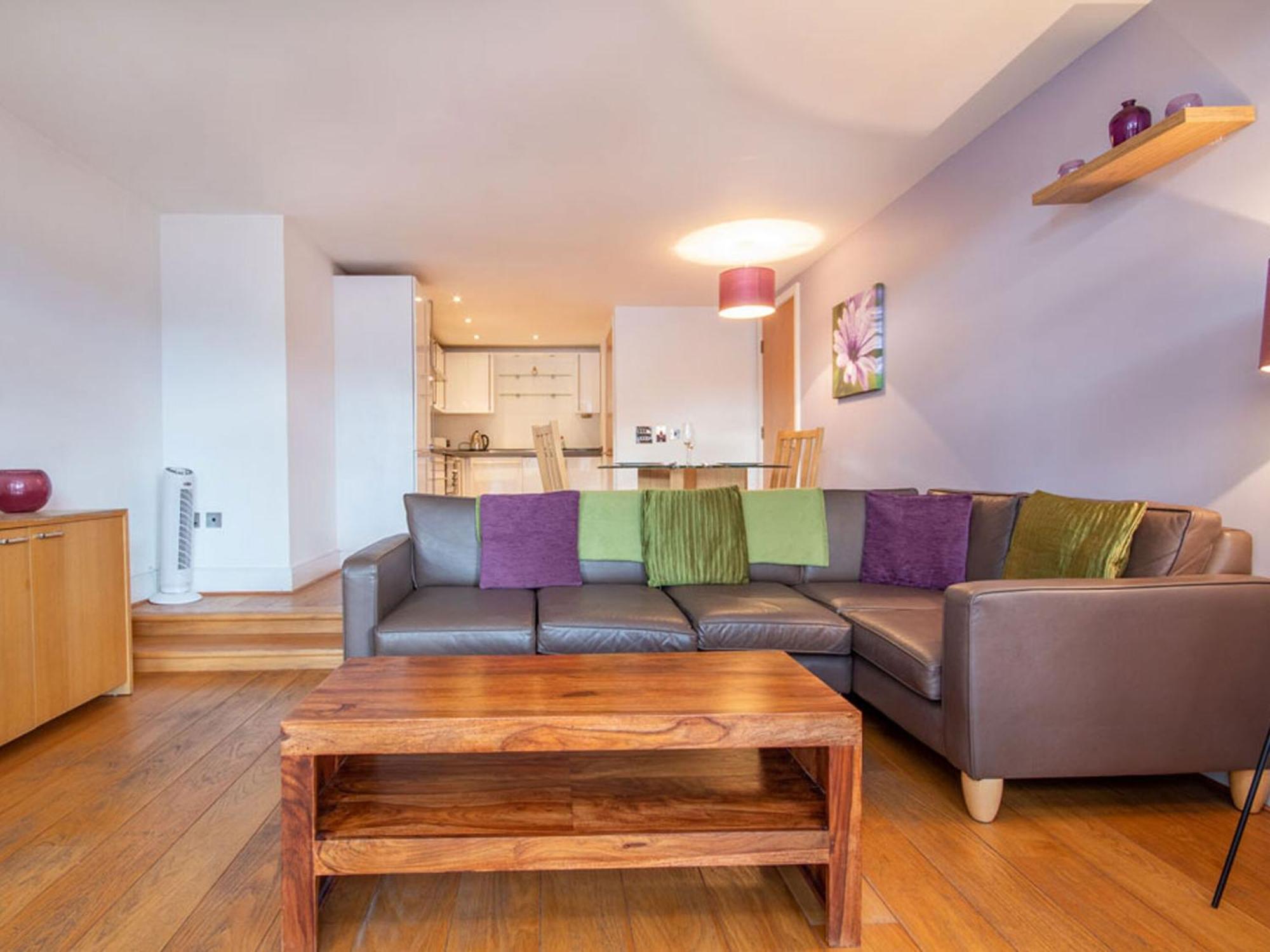 206 By The Bridge Apartment Inverness Bagian luar foto