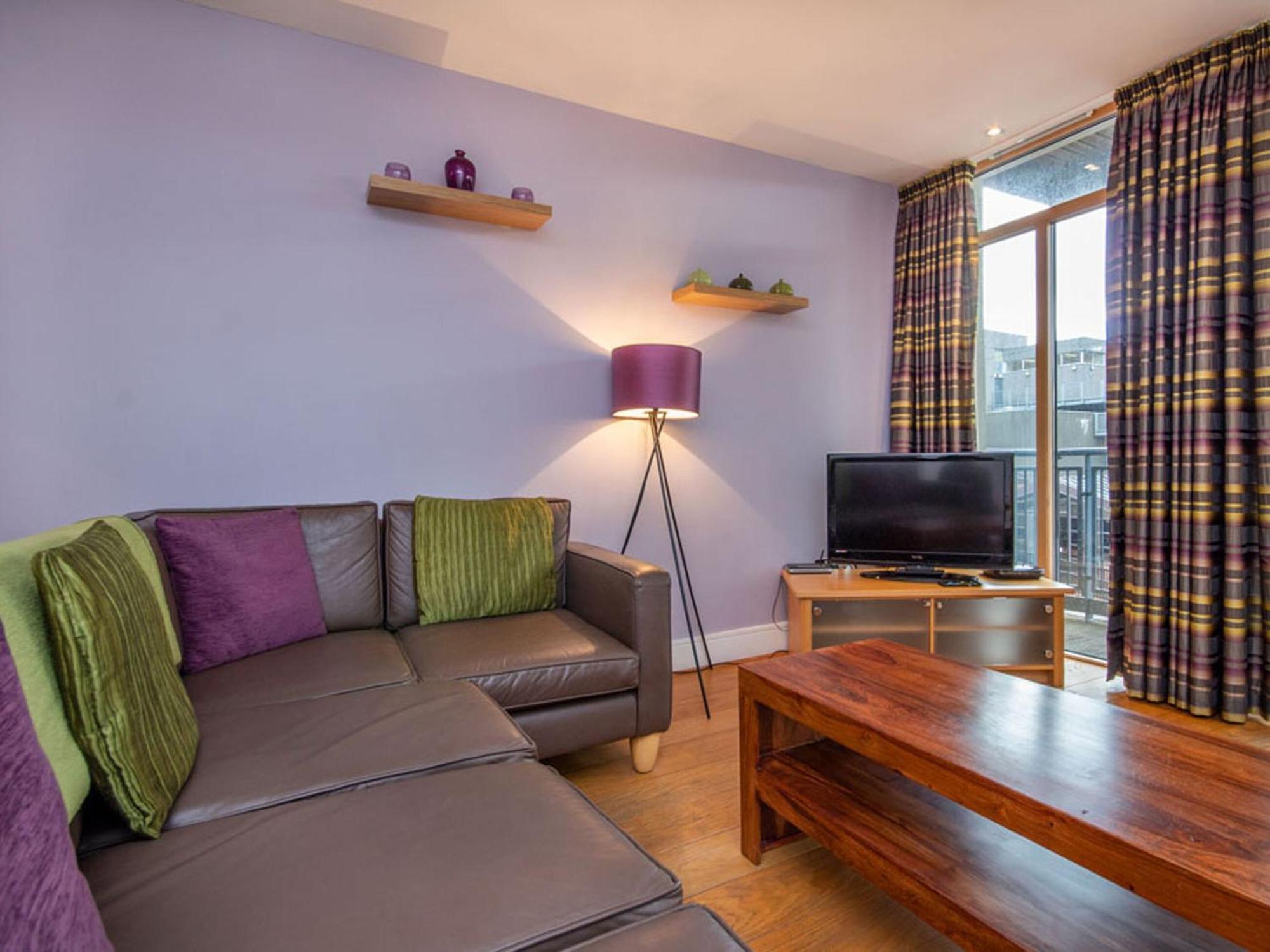 206 By The Bridge Apartment Inverness Bagian luar foto