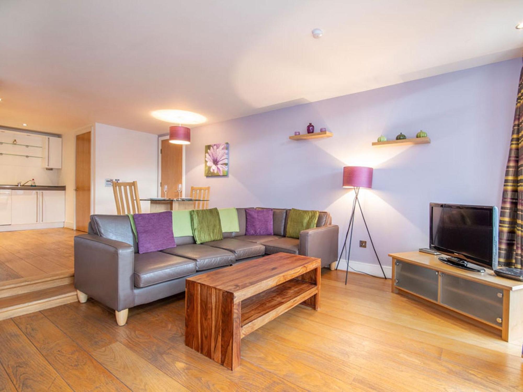 206 By The Bridge Apartment Inverness Bagian luar foto